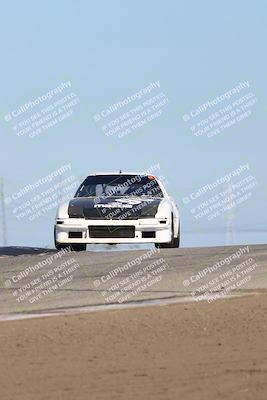 media/Oct-26-2025-CalClub SCCA (Sun) [[8ce1e69566]]/Group 2/Grapevine/